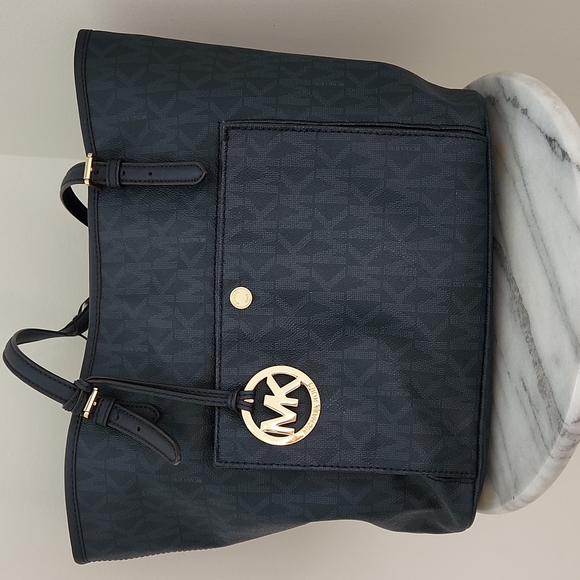 MICHAEL Michael Kors Handbags - MK shoulder bag